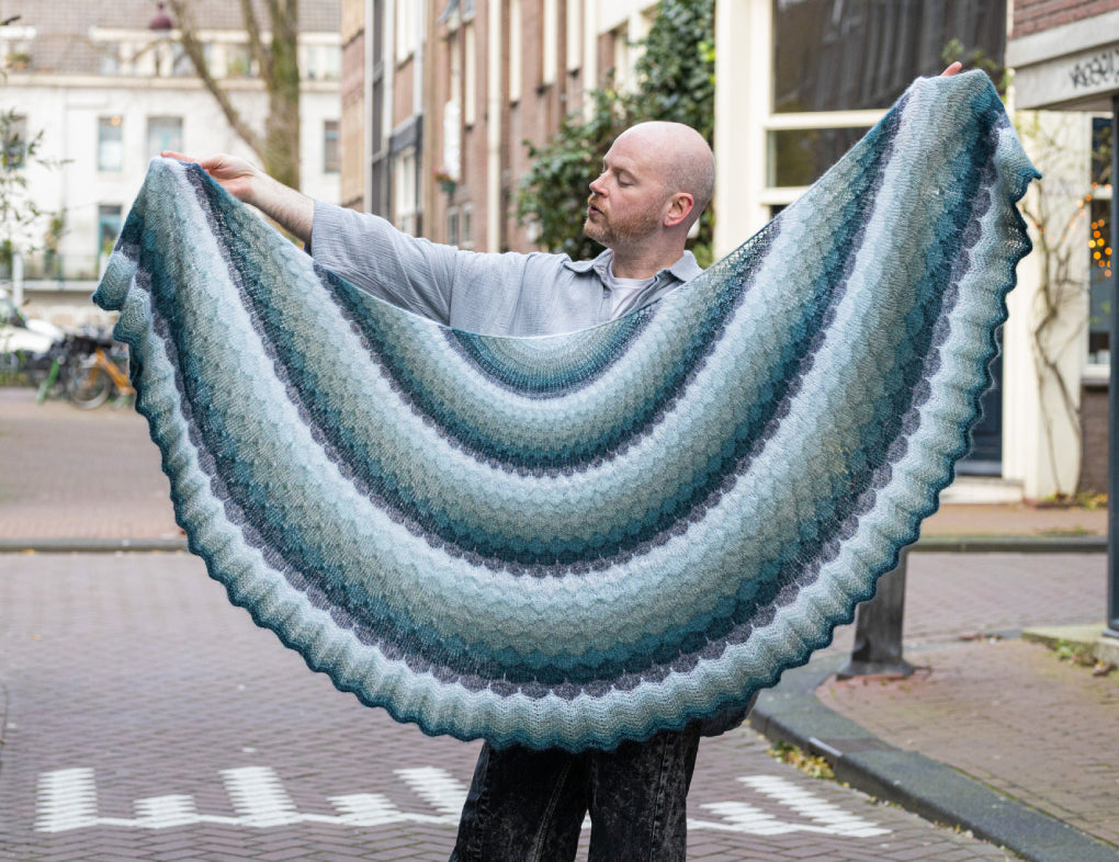 THE AWESOMER GOSSAMER SHAWL