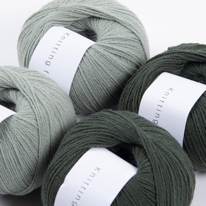 WESTKNITS KIT - ARTICHOKE GREEN