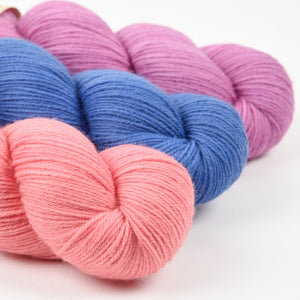 WESTKNITS KIT - BERRY SORBET