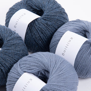 WESTKNITS KIT - BLUE DOVE