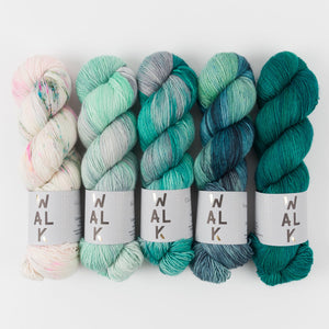 WESTKNITS KIT - CERULEAN CLIFF JUMP