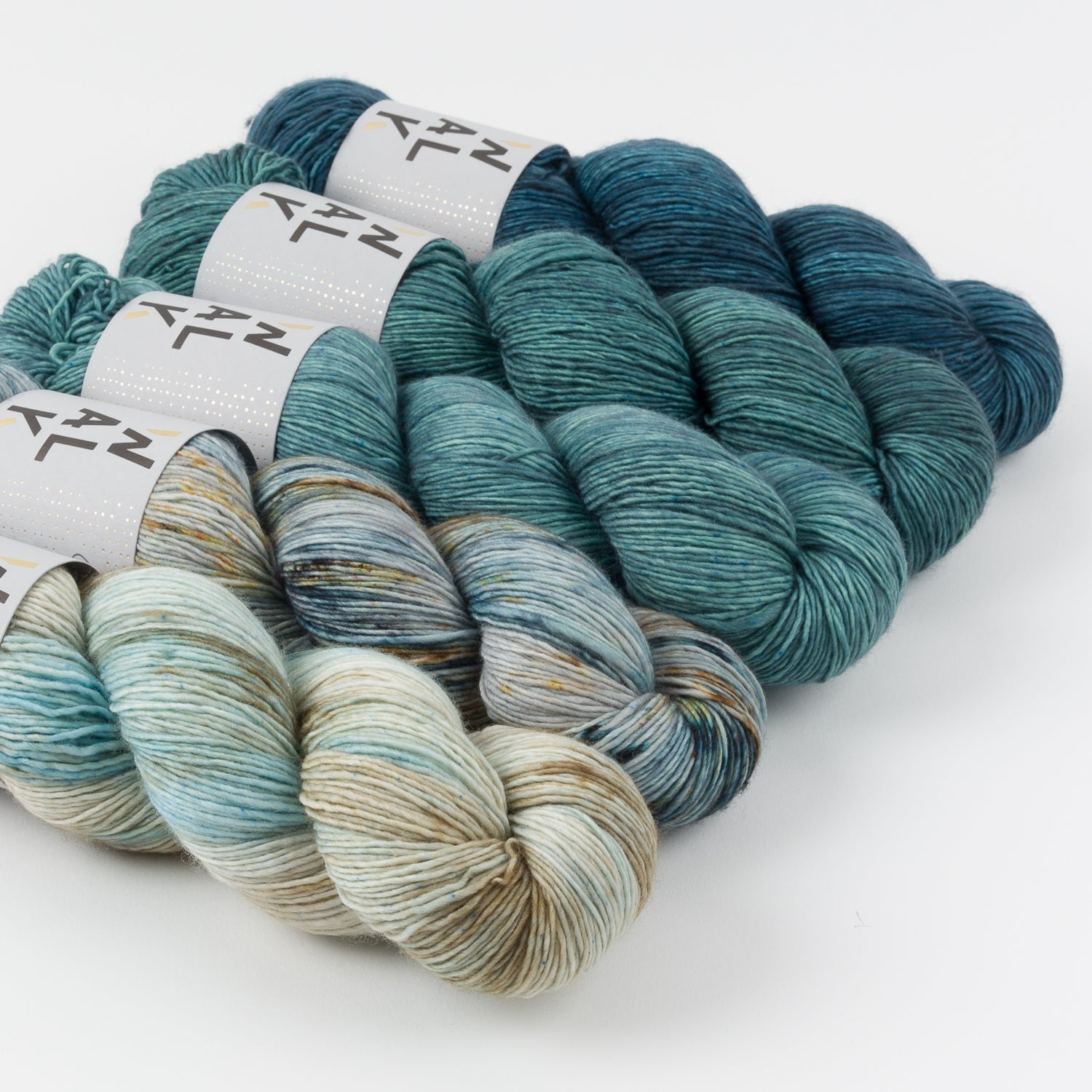 WESTKNITS KIT - FROSTED FJORD