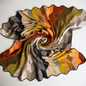 HVAMMSVÍK BLANKET - EARTHY PARALLELOGRAMS