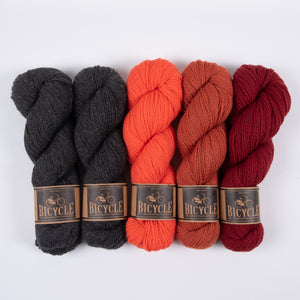 WESTKNITS KIT - MOUSE BERRY