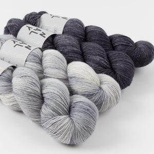 WESTKNITS KIT - STEELY CLOUDS