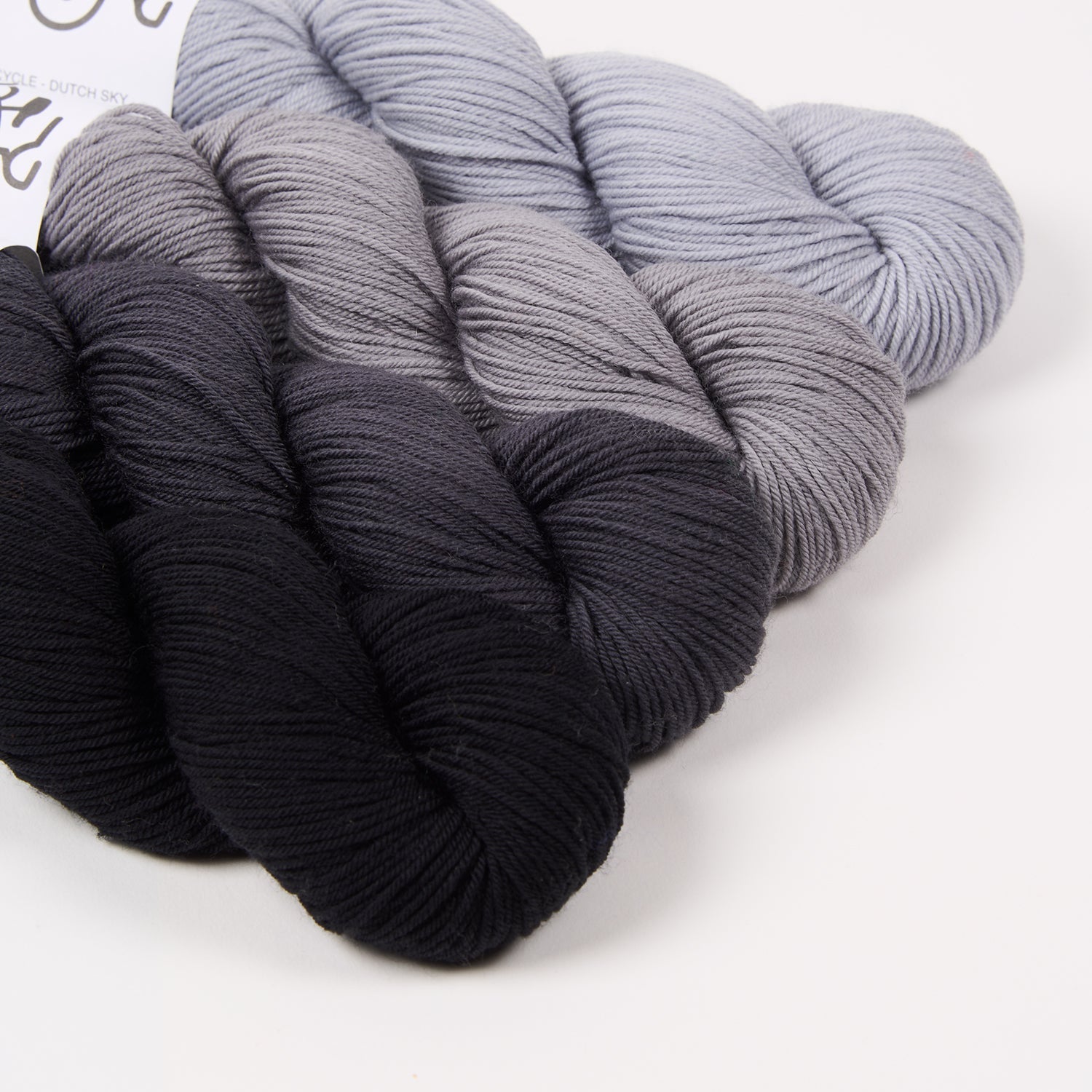 WESTKNITS KIT - DANISH SKY