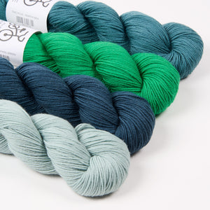 WESTKNITS KIT - NORTH GREEN