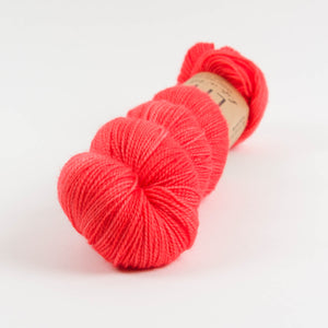 HIGH TWIST SOCK - DEEP CORAL