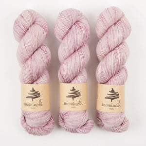 SOCK FINE 4PLY - STRAWBERRY CREAM