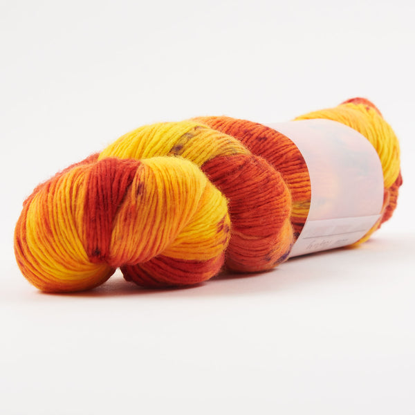 QING FIBRE - DASHING SASSY - LEAF PEEPING - Stephen & Penelope